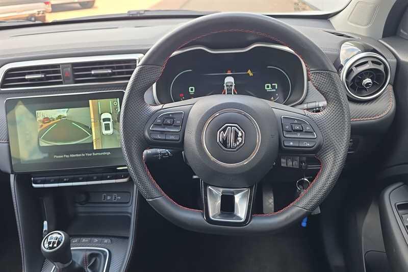 MG ZS view 11