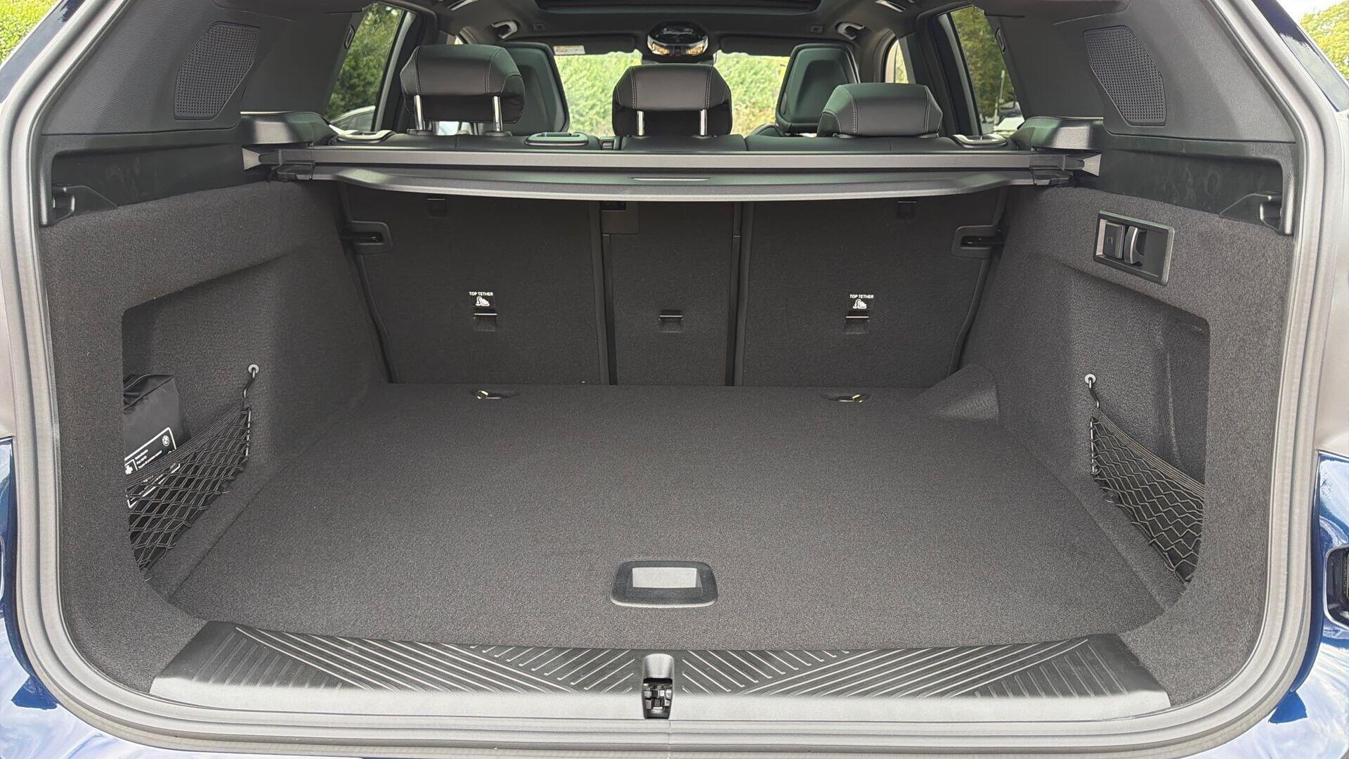 BMW X3 view 13