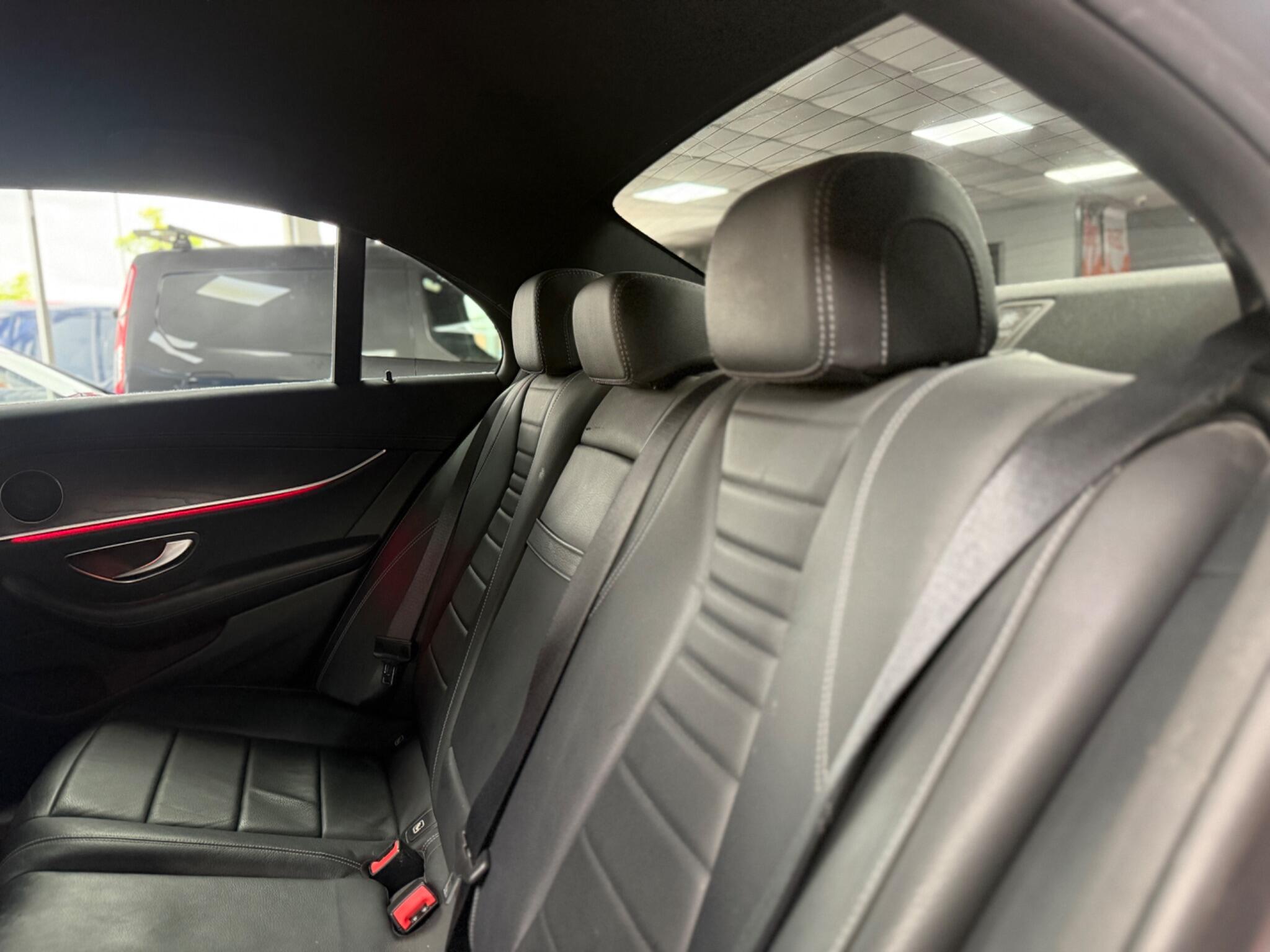 Mercedes-Benz E Class view 41