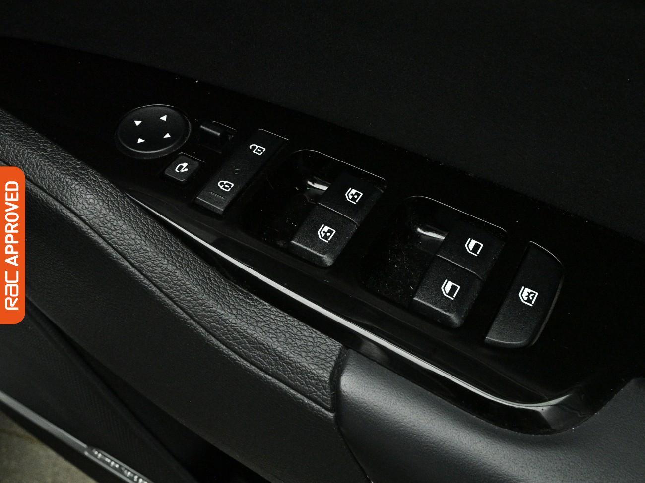 Kia Sportage view 26