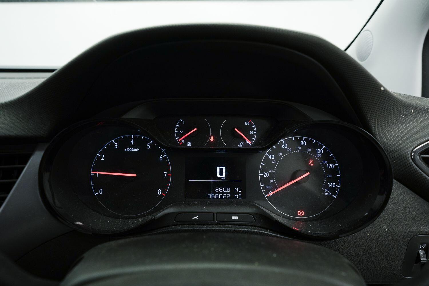 Vauxhall Crossland X view 25