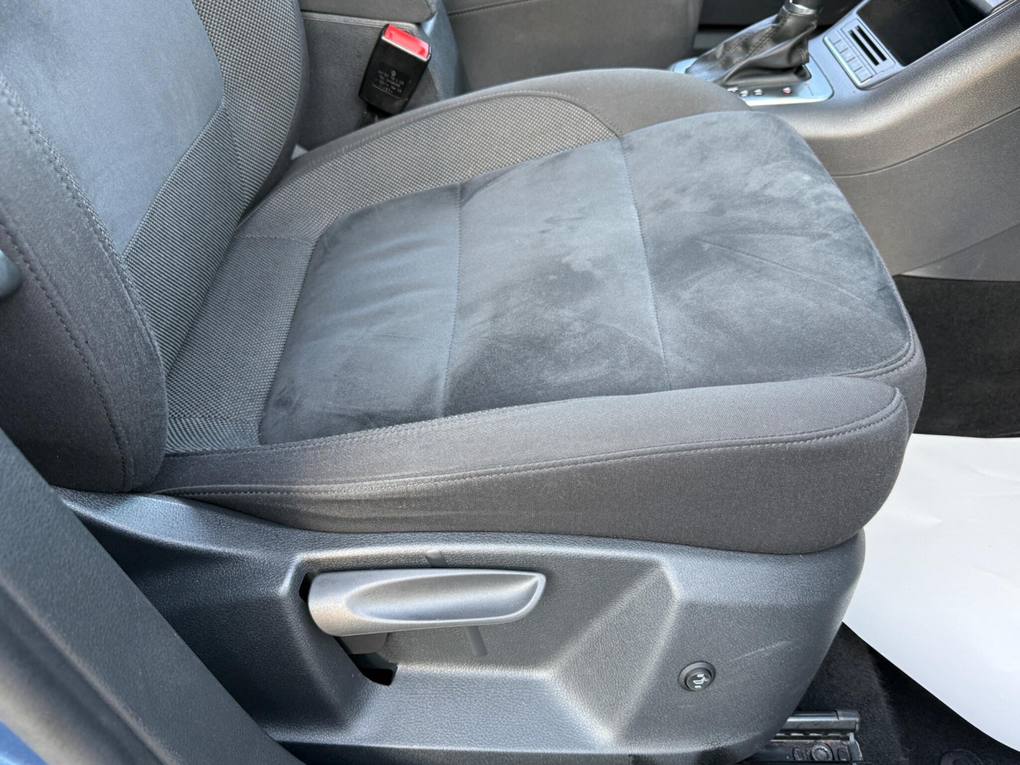 Volkswagen Tiguan - Image 37