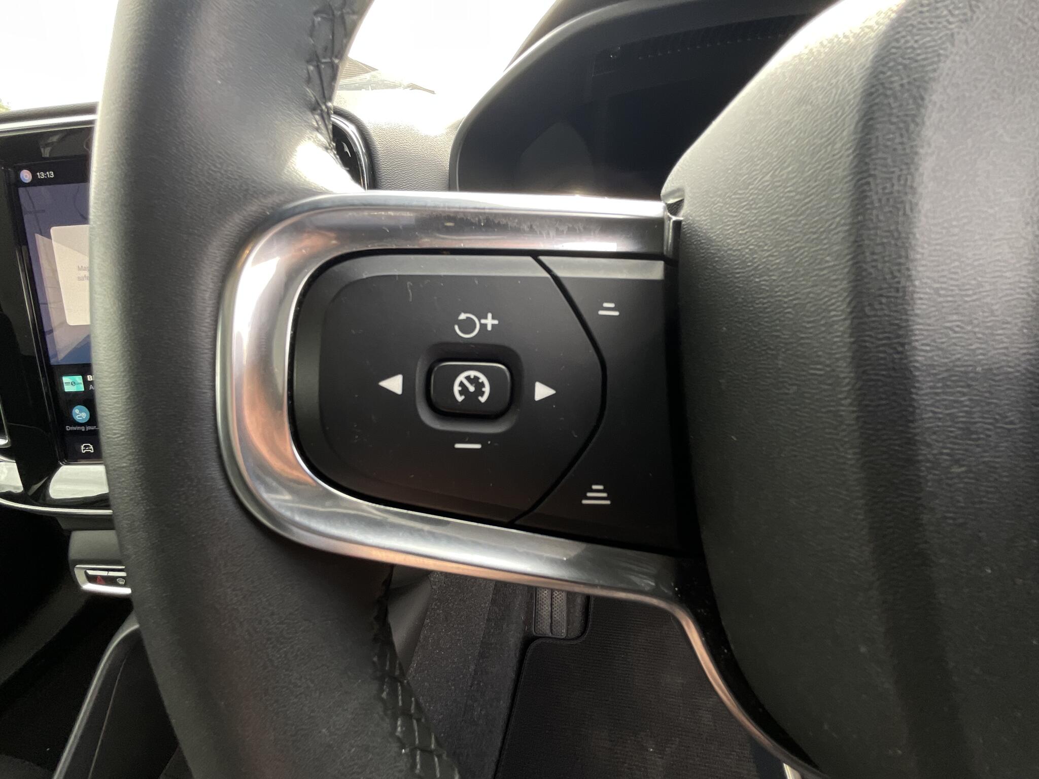 Volvo C40 view 23