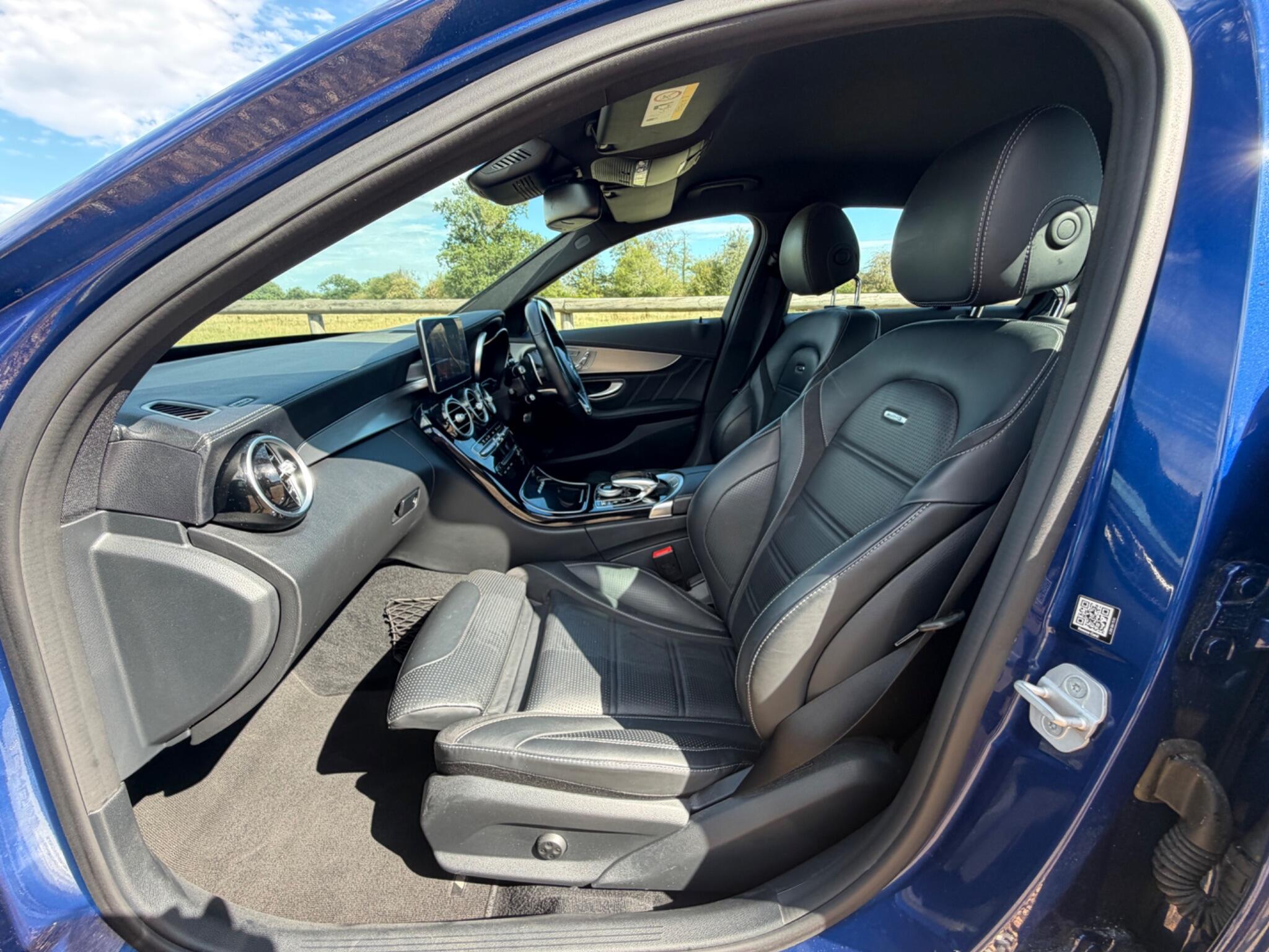 Mercedes-Benz C-Class view 14