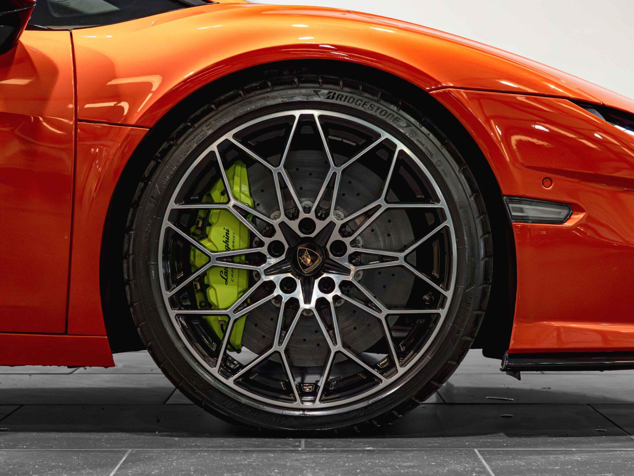 Lamborghini Temerario view 7