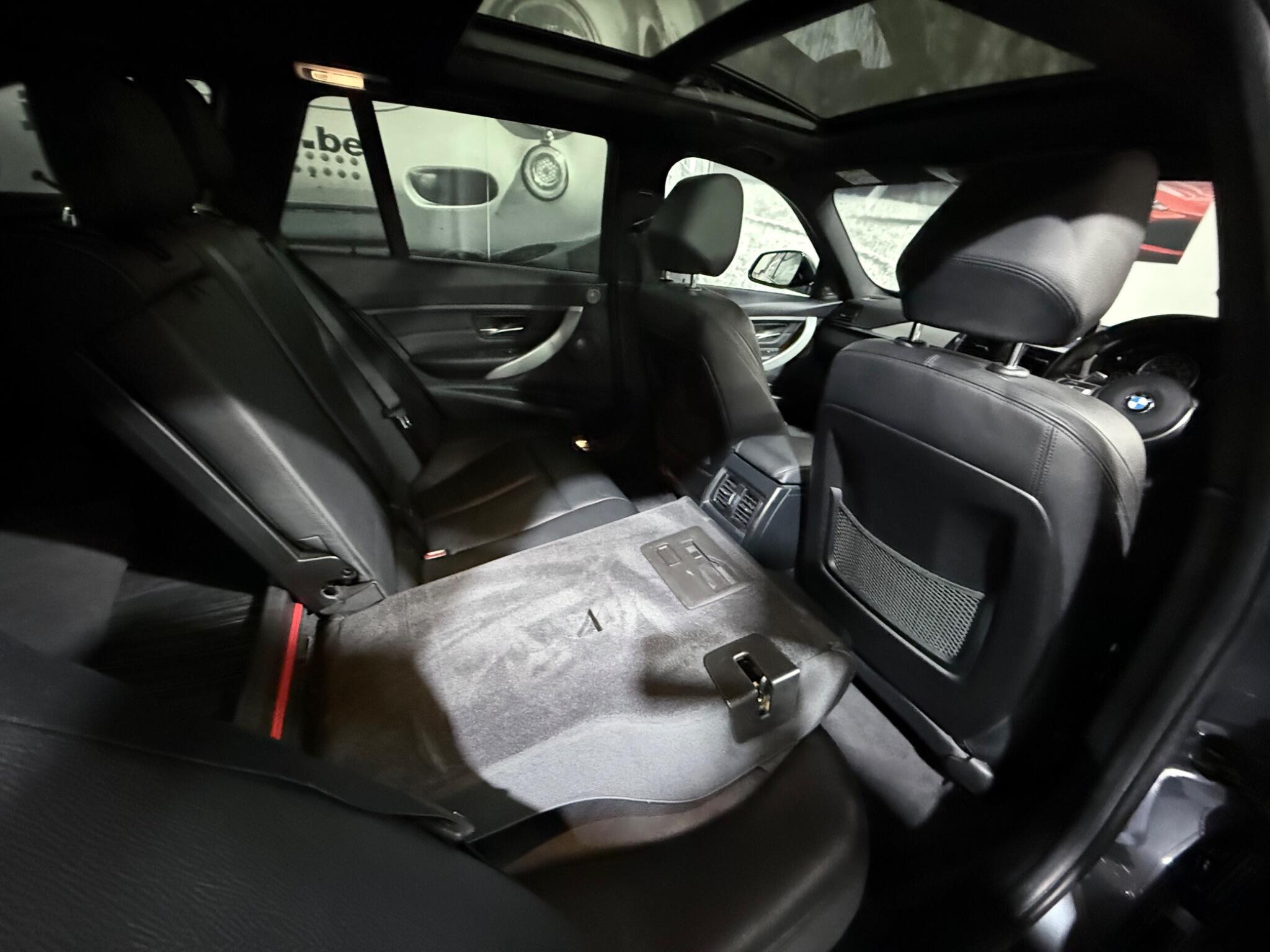 BMW 3 Series view 19