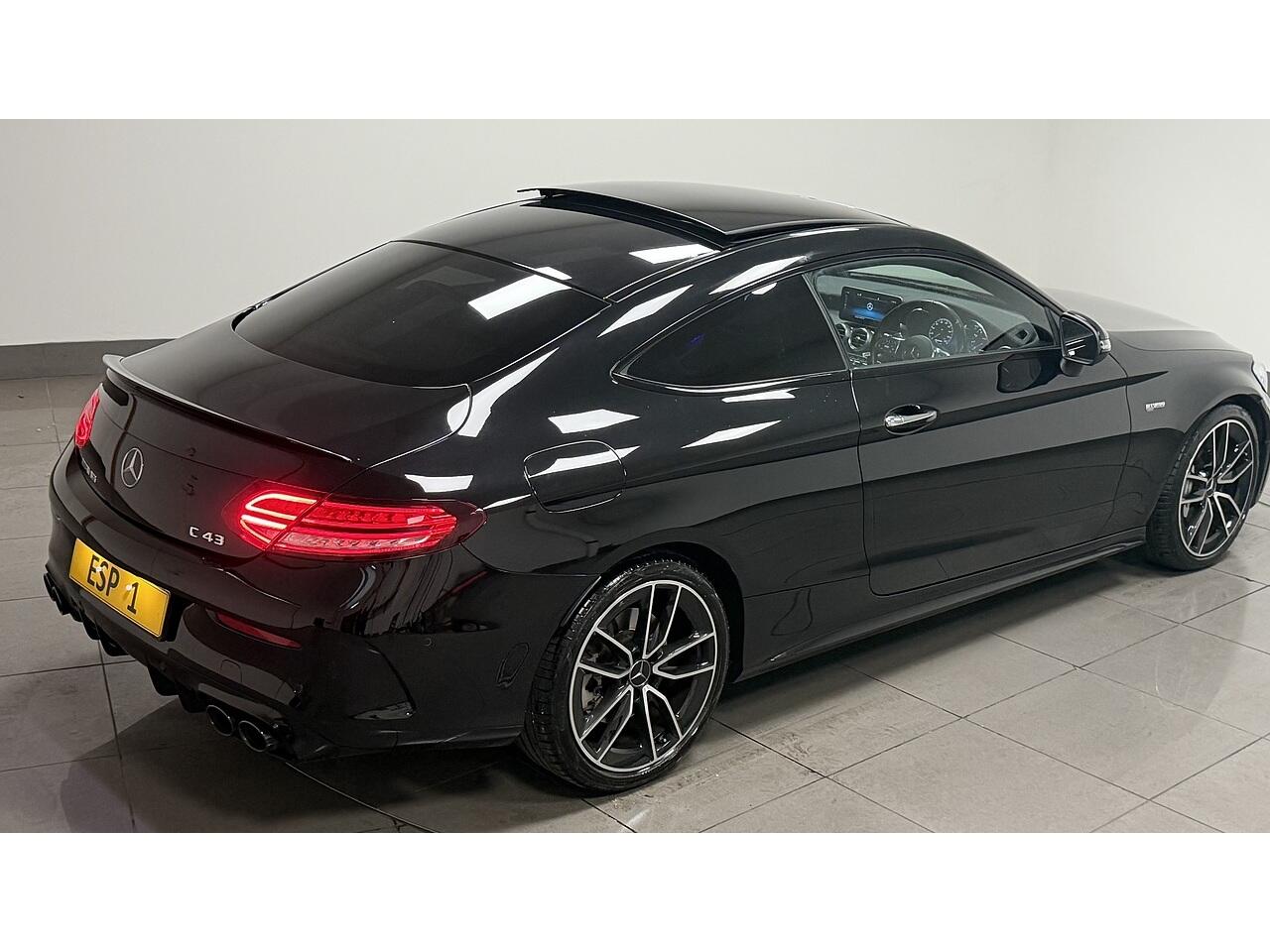 Mercedes-Benz C-Class view 12