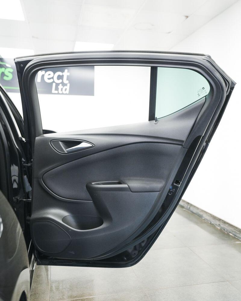 Vauxhall Astra view 17