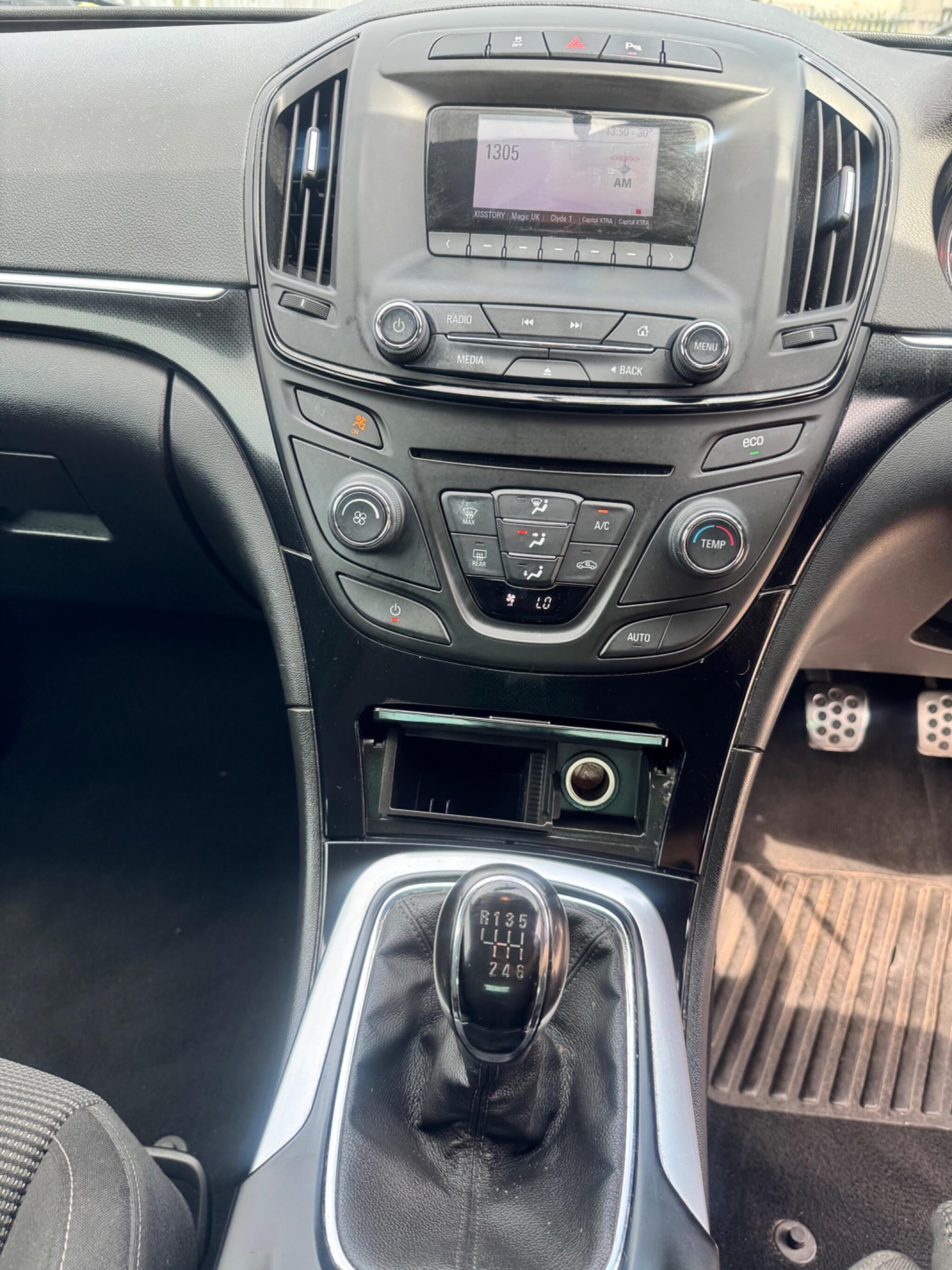 Vauxhall Insignia view 21