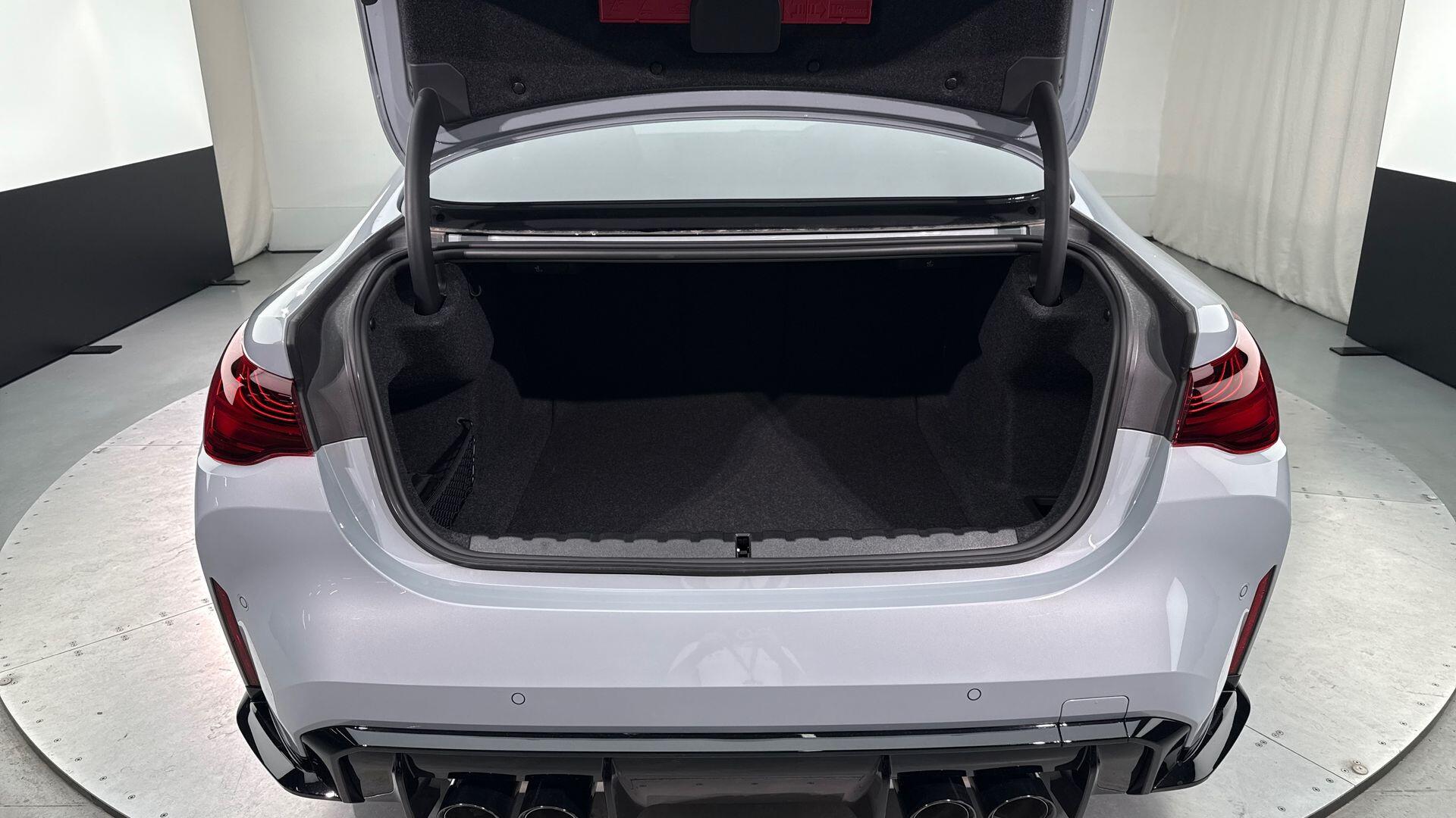 BMW M4 view 13