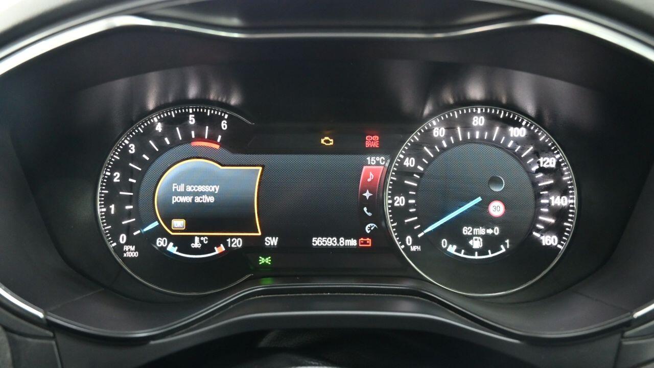 Ford Mondeo view 21