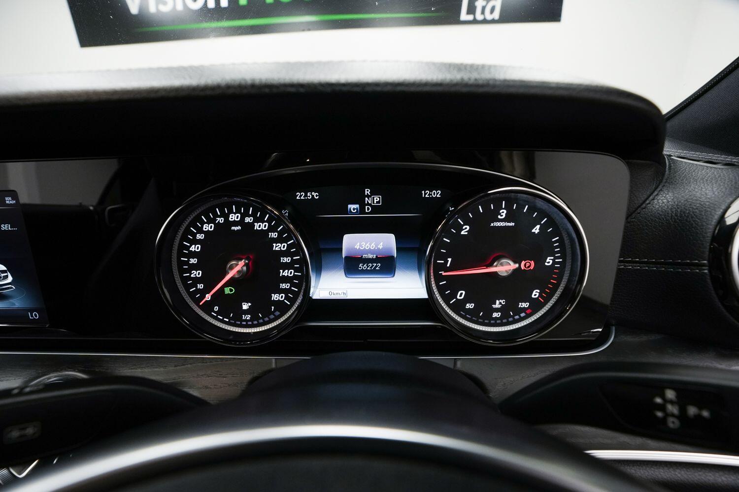 Mercedes-Benz E Class view 21