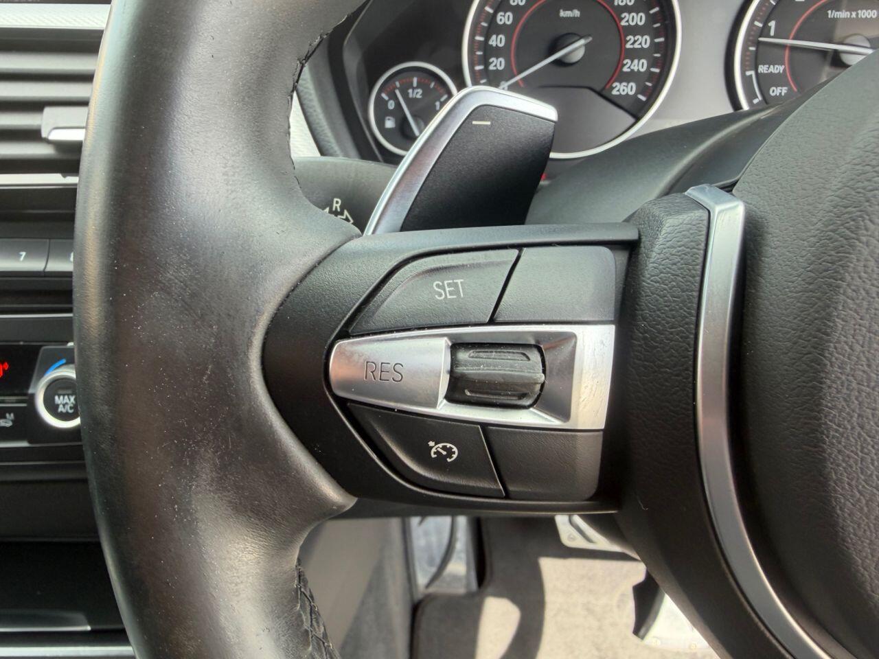 BMW 3 Series view 32