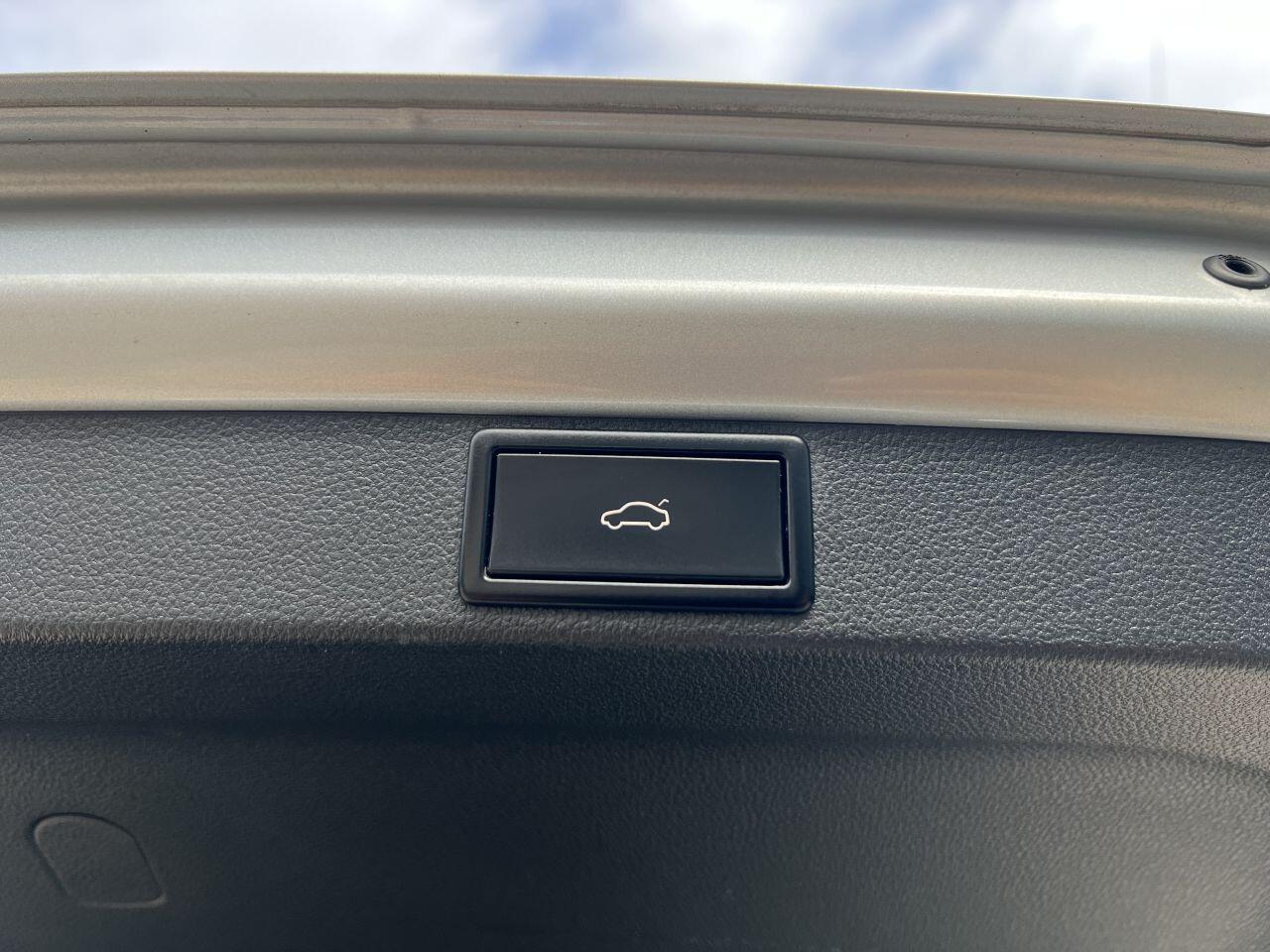 Skoda Octavia view 10