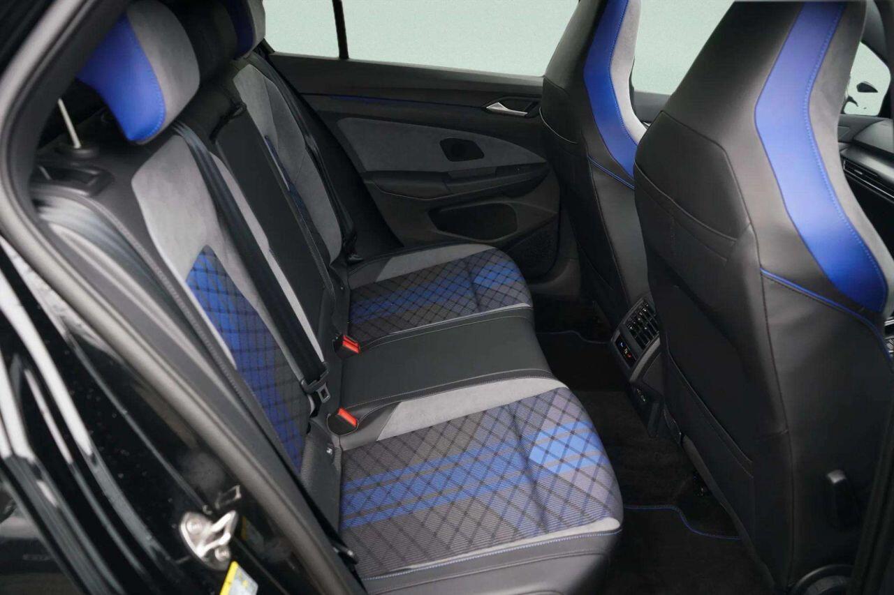 Volkswagen Golf view 52