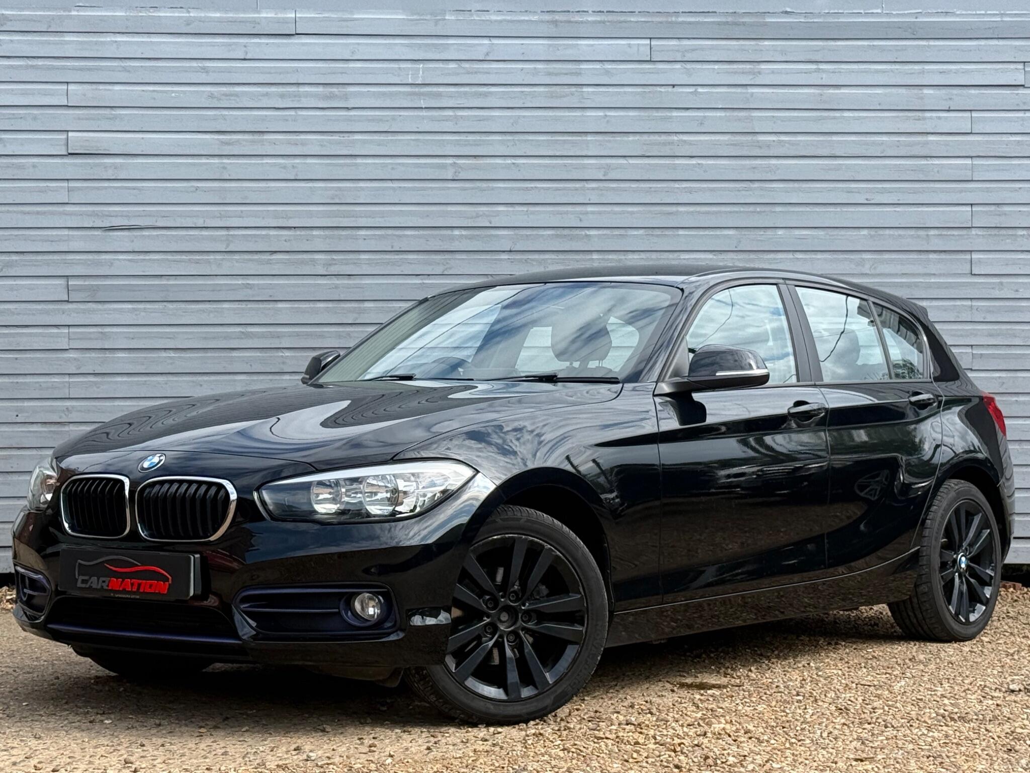 BMW 1 Series view 4
