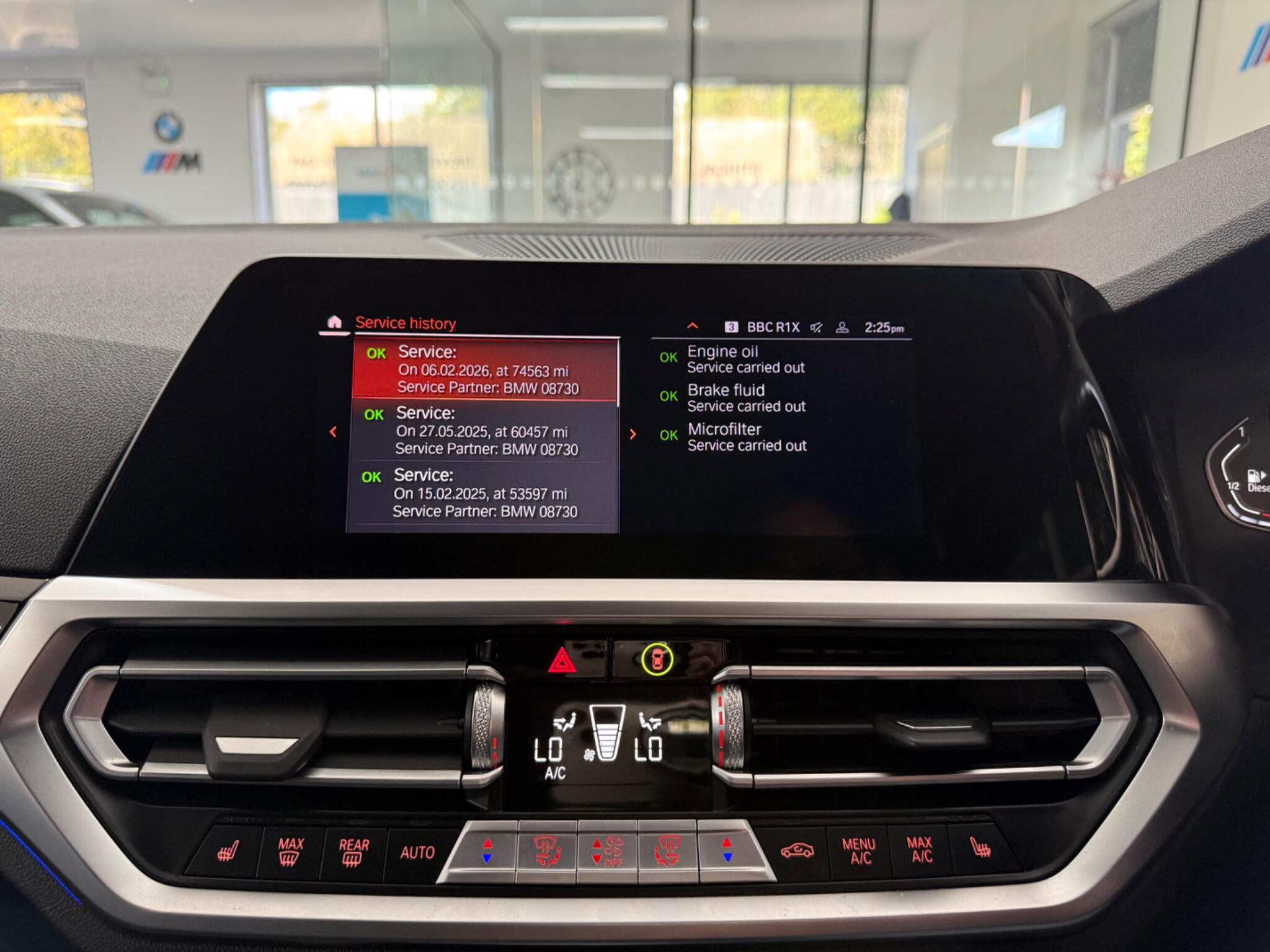 BMW 3 Series view 10