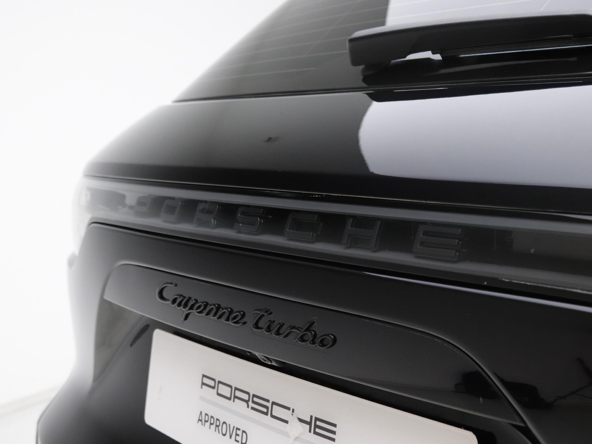 Porsche Cayenne view 20