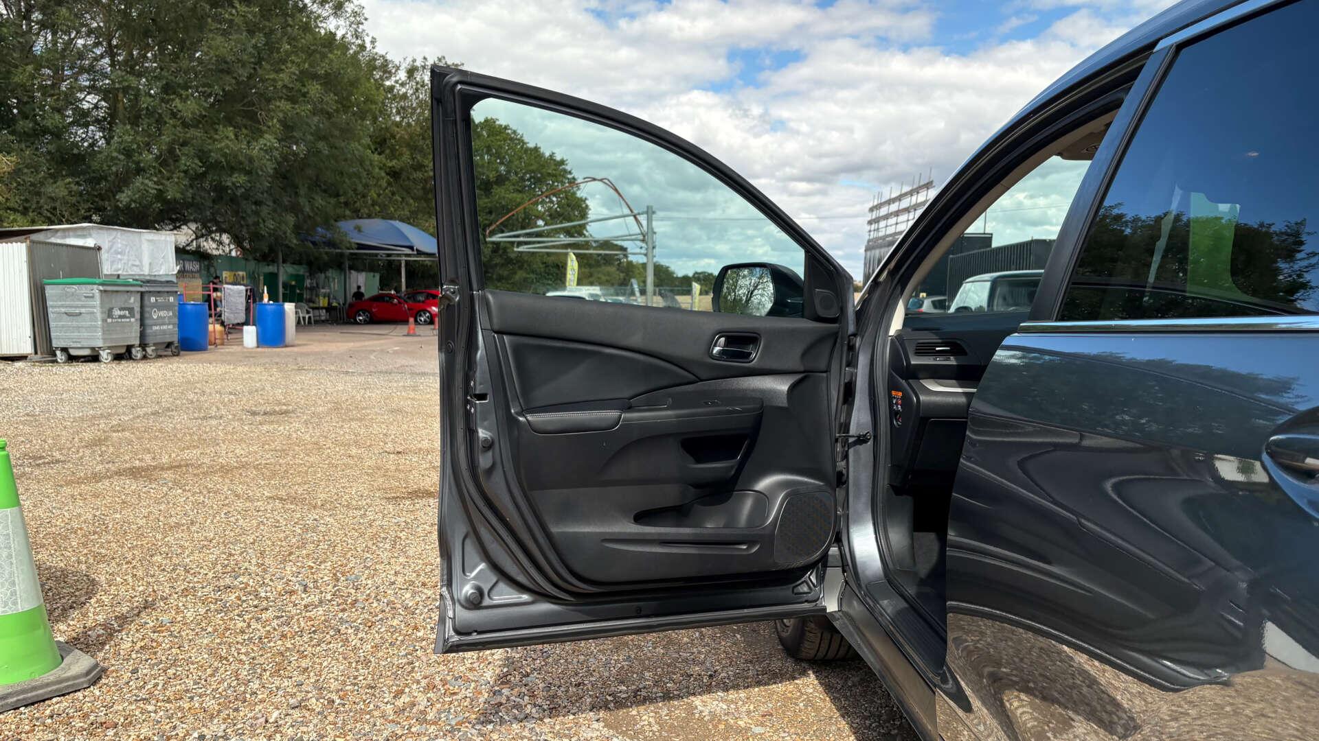 Honda CR-V view 39