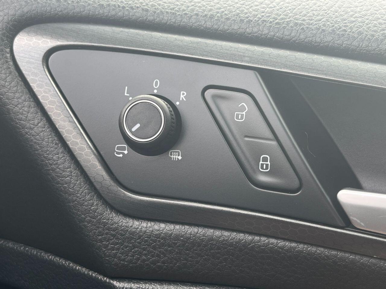 Volkswagen Golf view 15