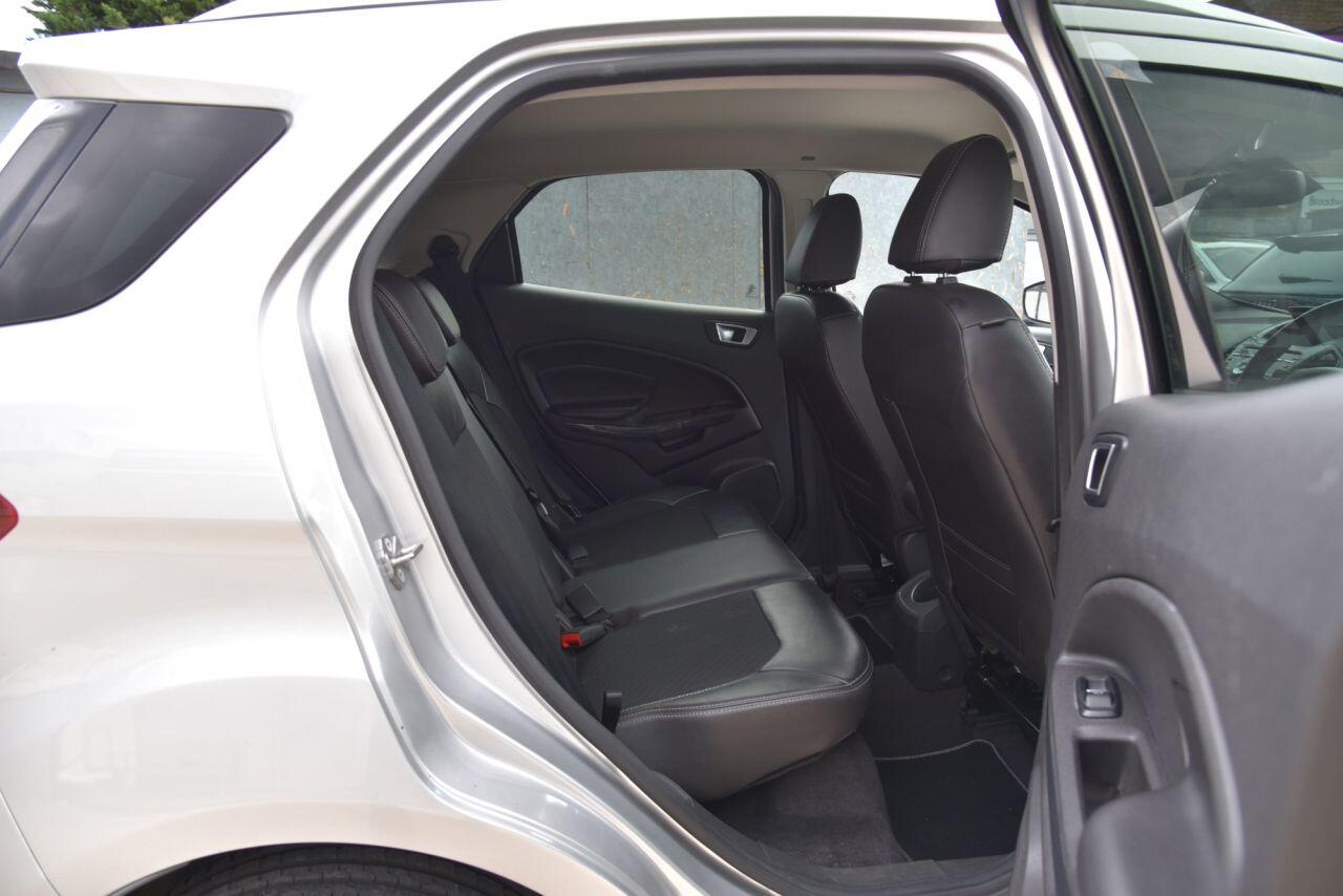Ford Ecosport view 25