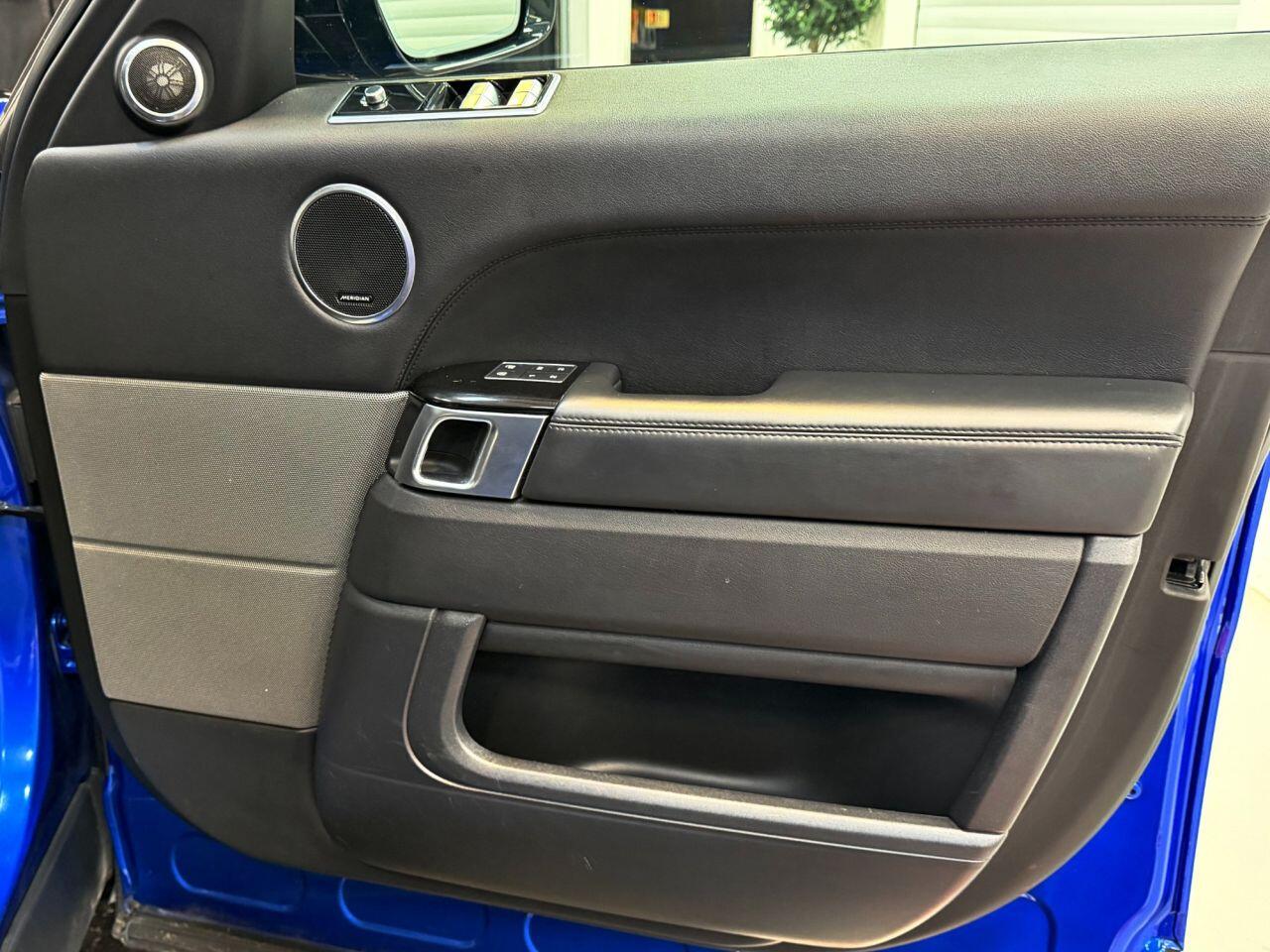 Land Rover Range Rover Sport view 19