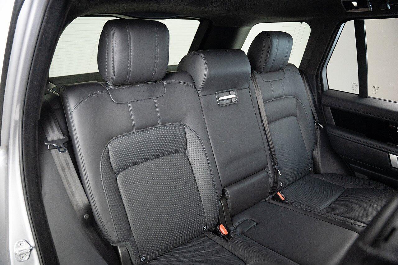 Land Rover Range Rover view 15