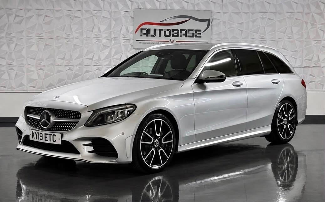 Mercedes-Benz C Class view 3