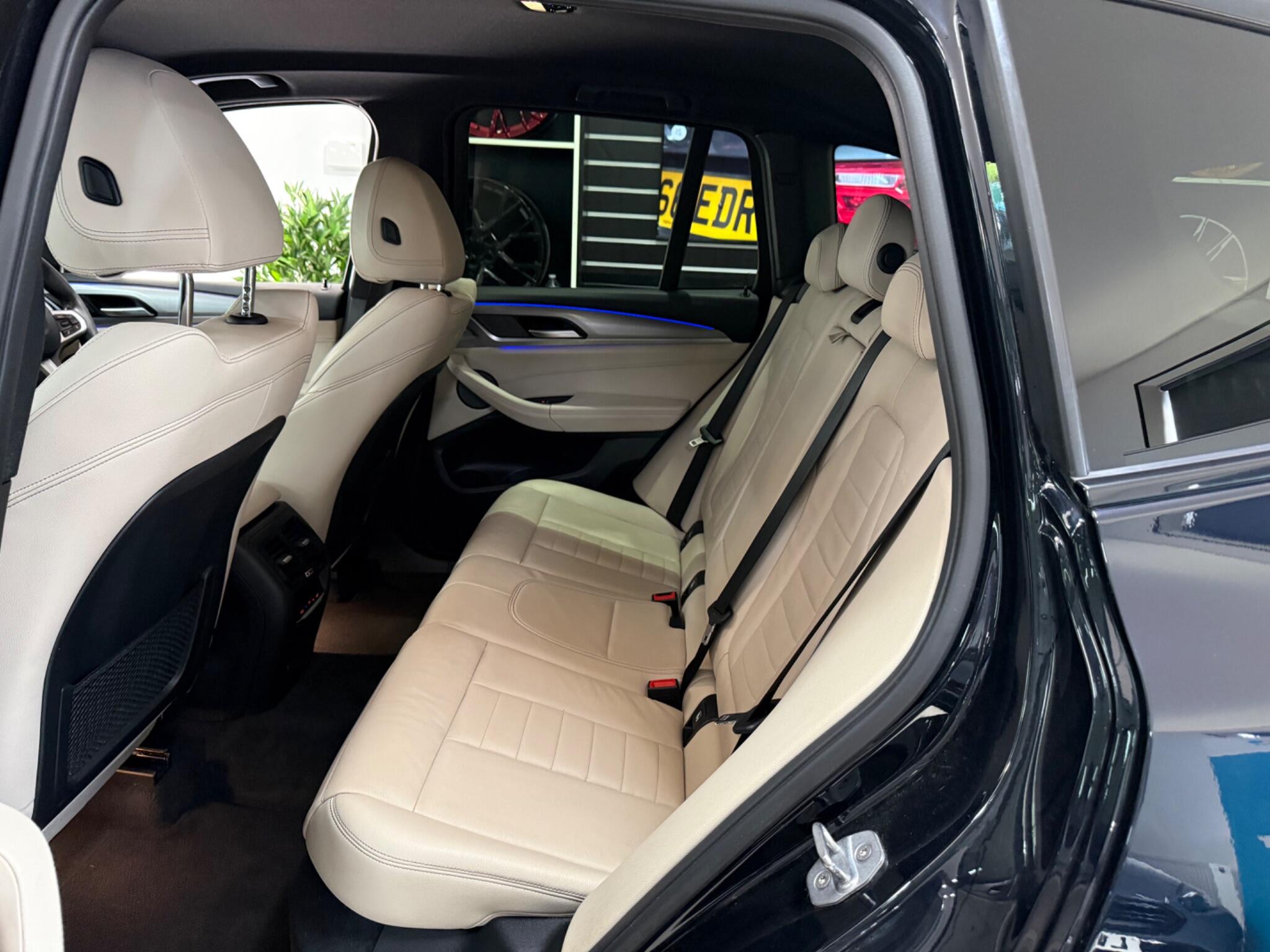 BMW X3 view 28