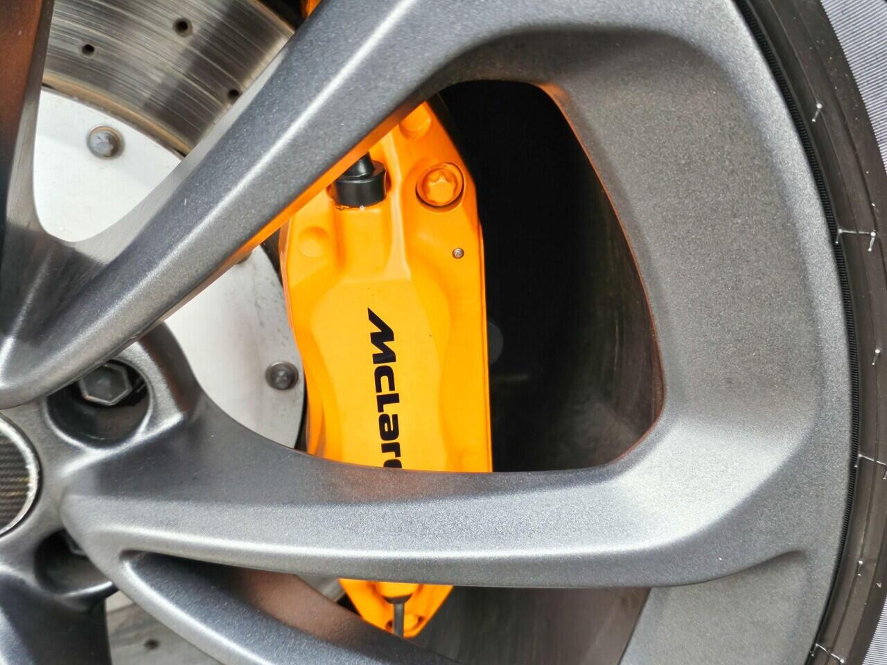 Mclaren 540c view 25