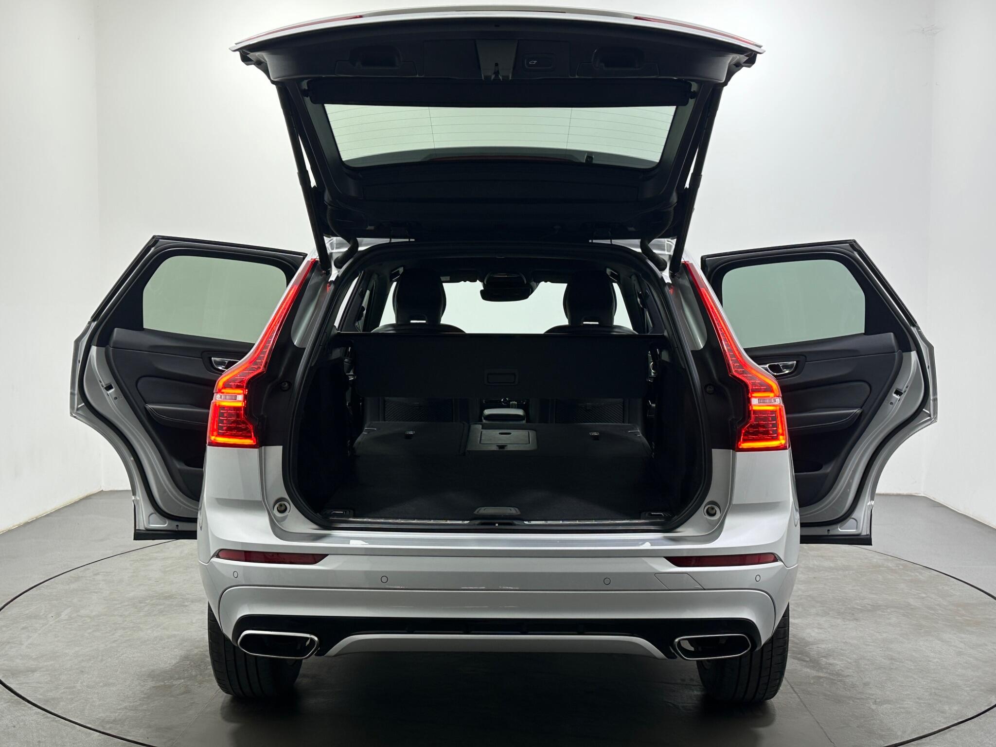 Volvo XC60 view 42