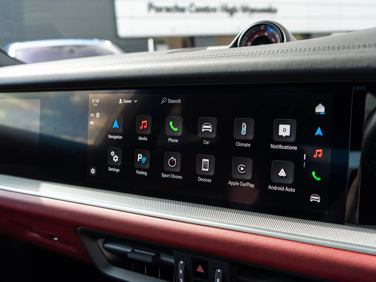Porsche Cayenne view 33