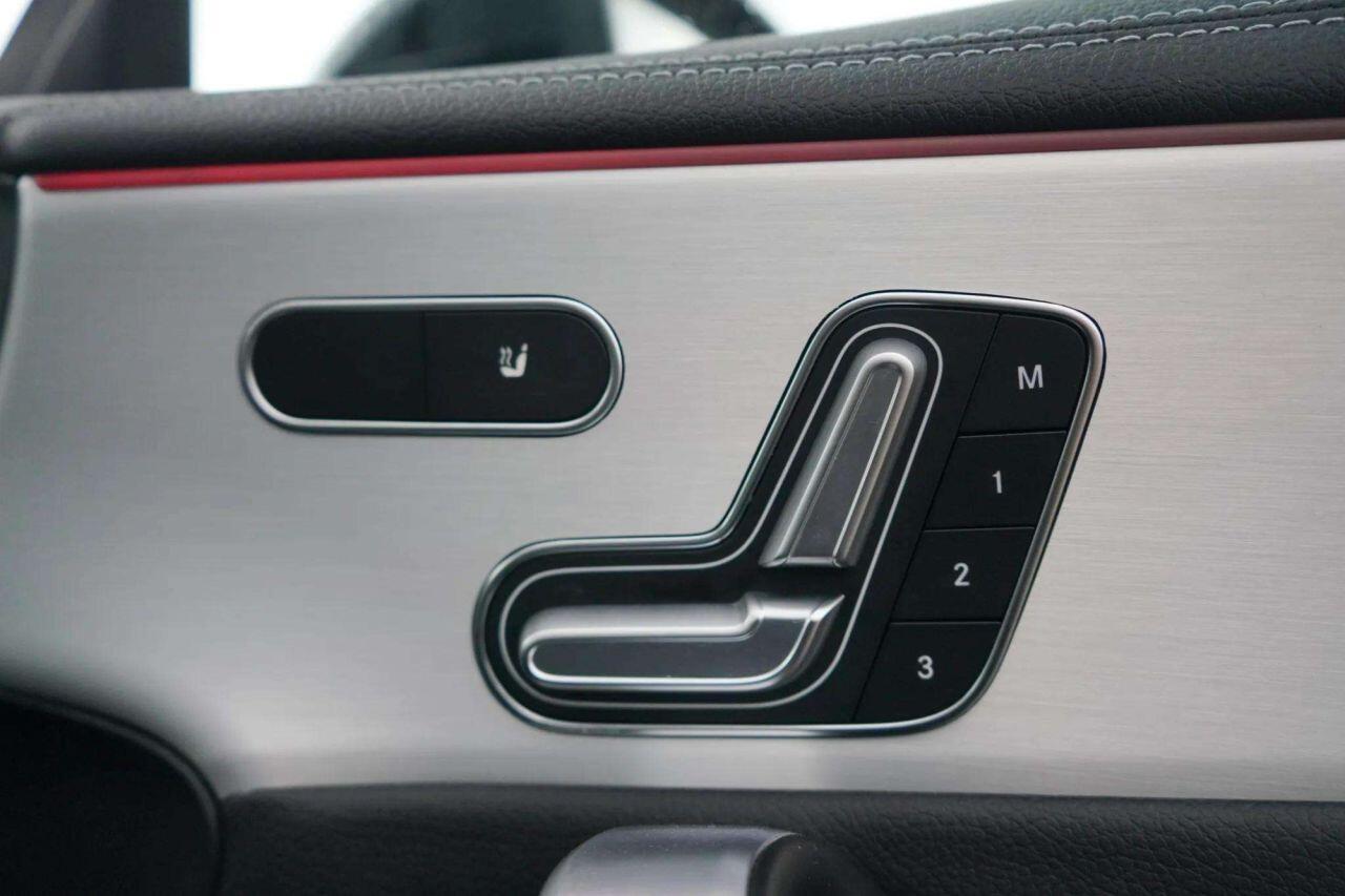Mercedes-Benz Cla view 37