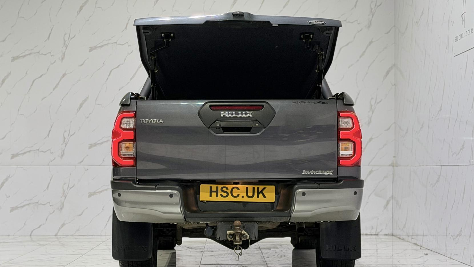 Toyota Hilux view 47