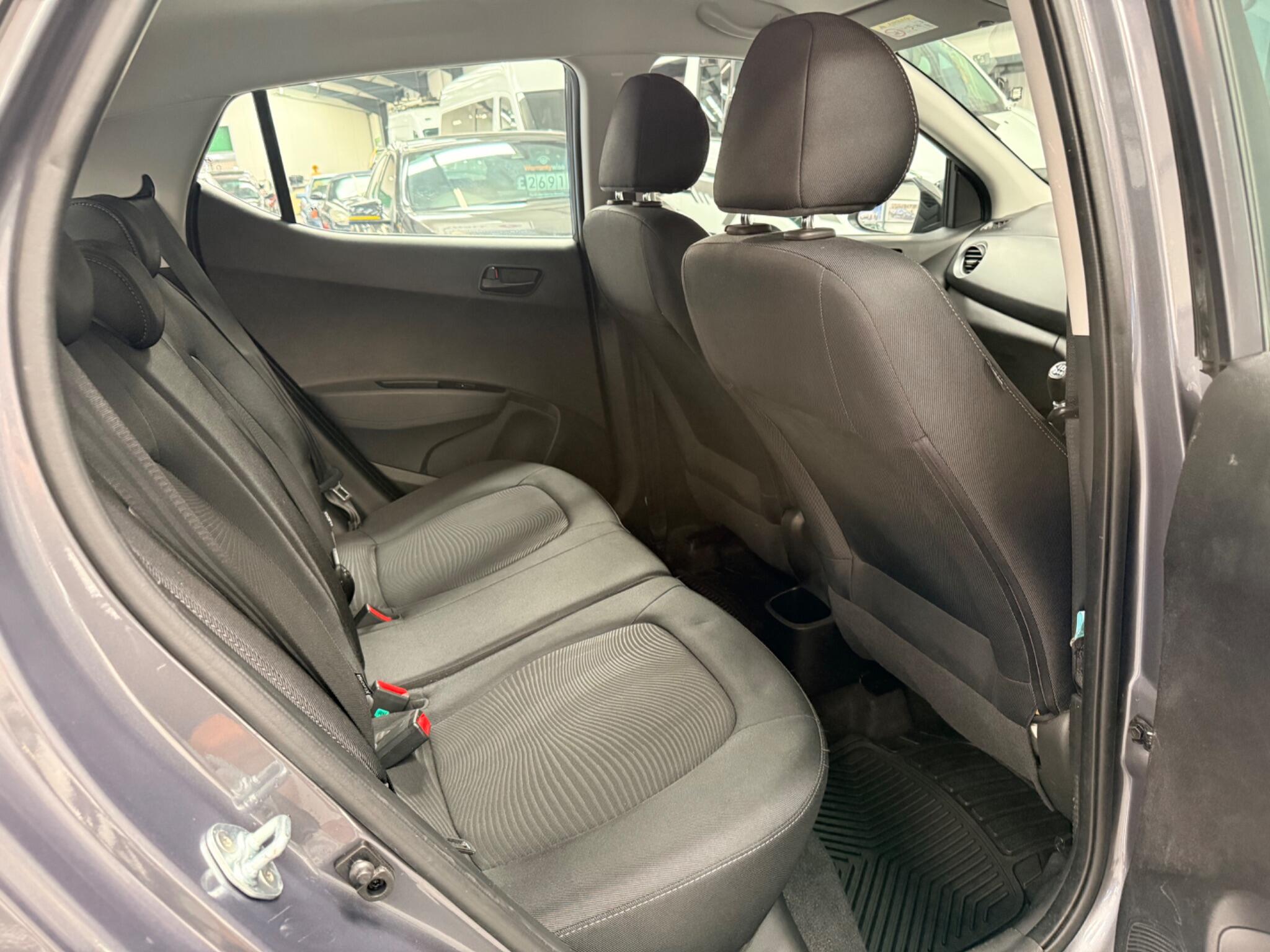 Hyundai I10 view 30