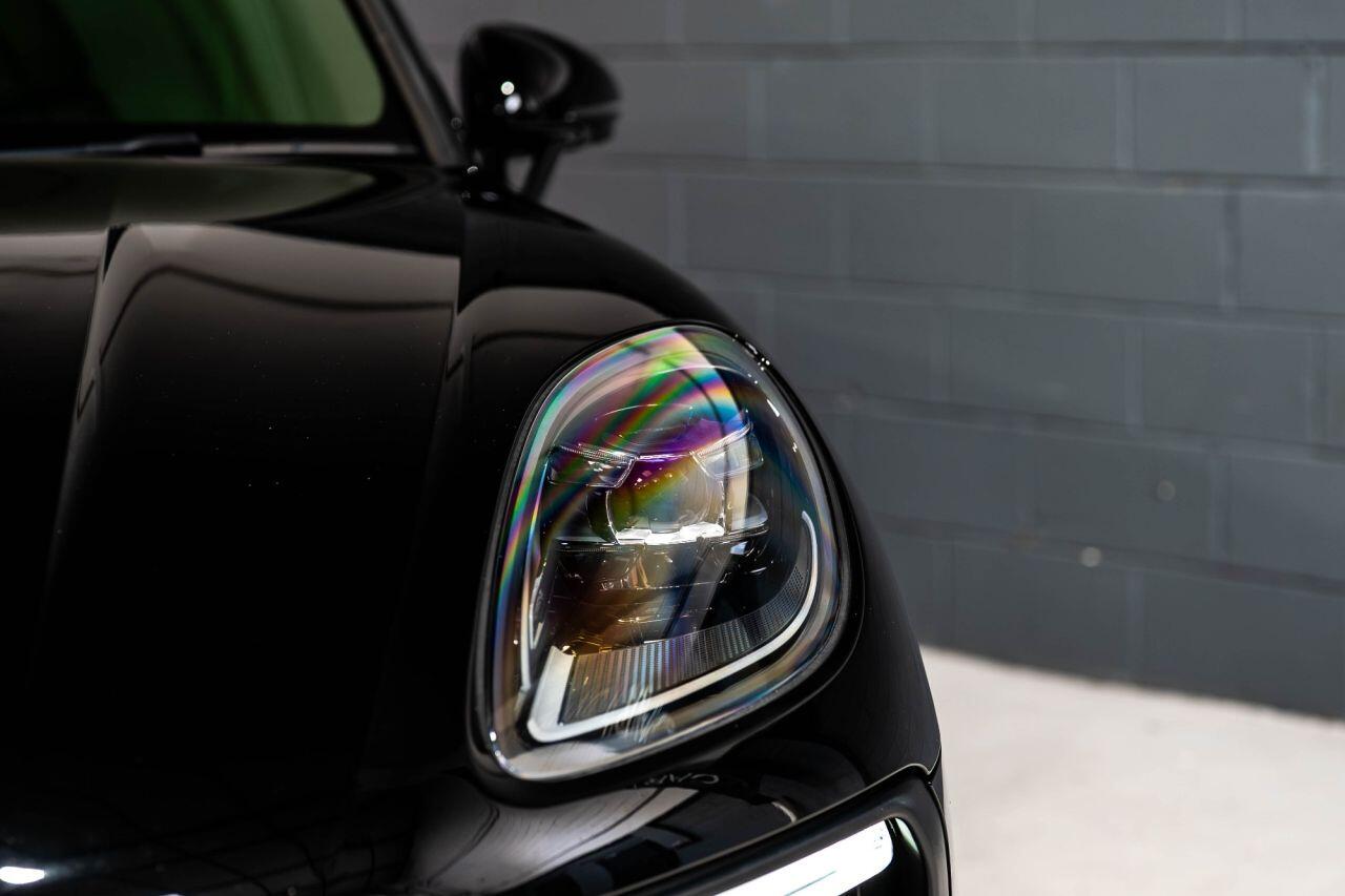 Porsche Macan view 65