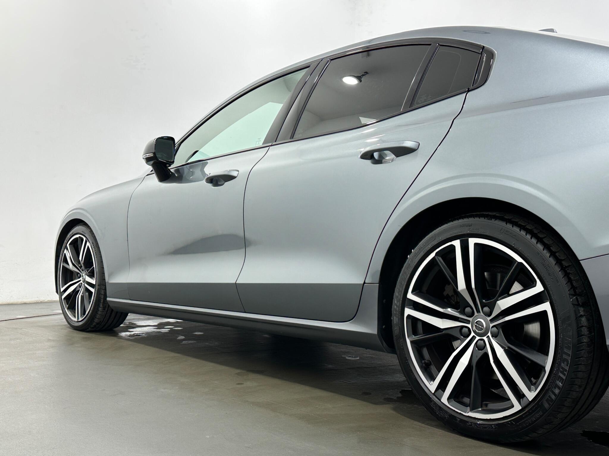 Volvo S60 view 48