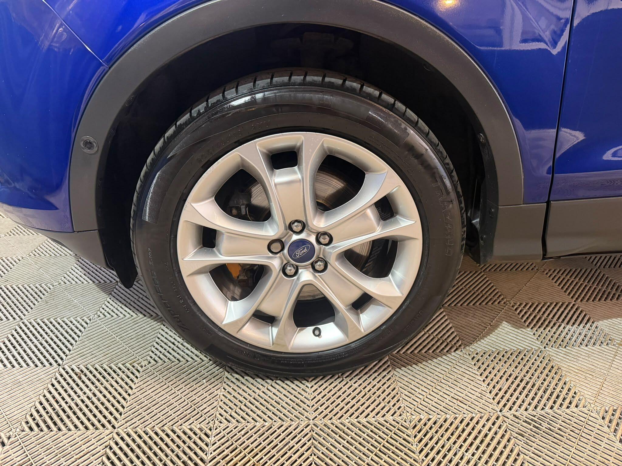 Ford Kuga view 17