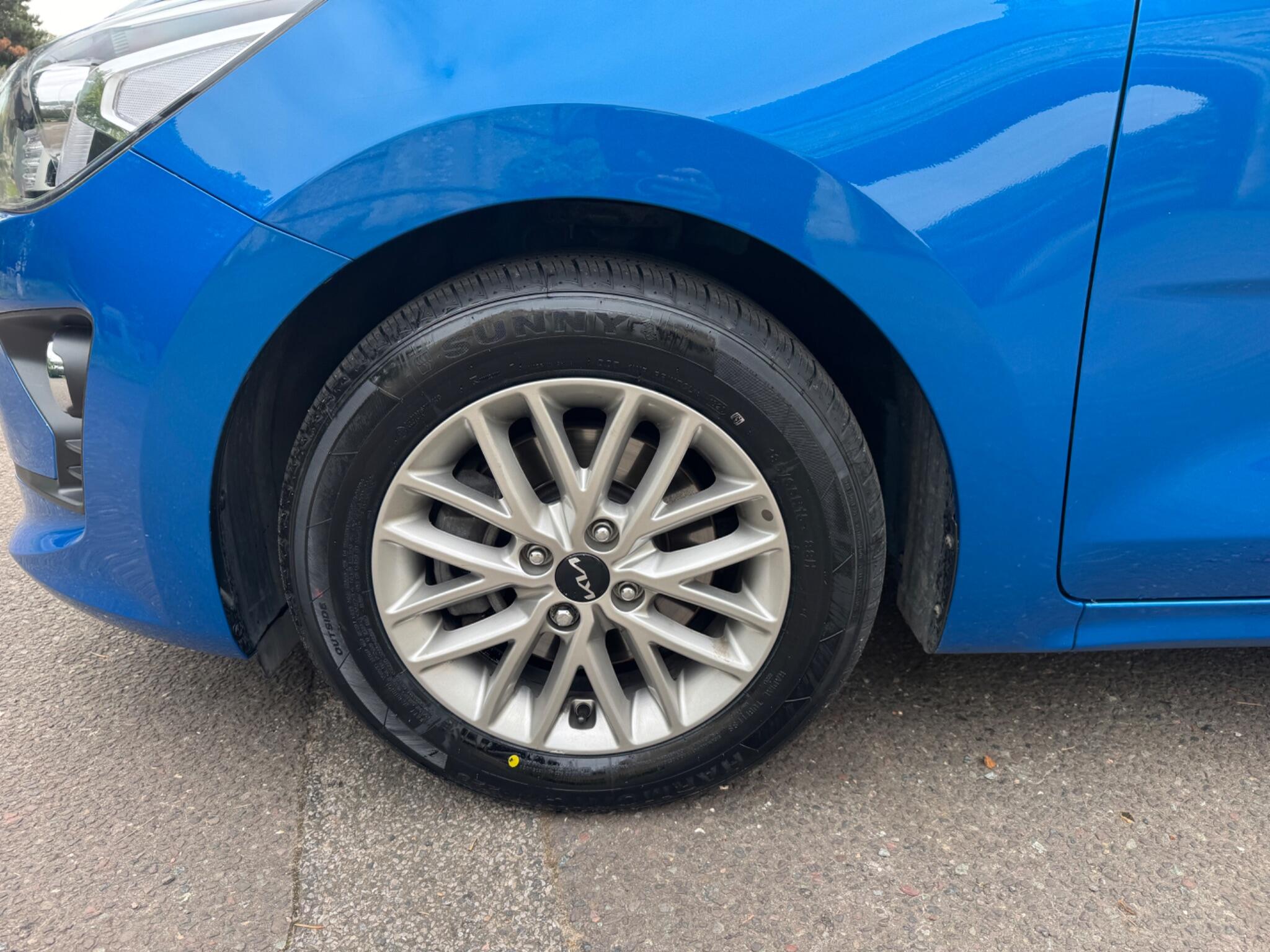 Kia Rio view 50