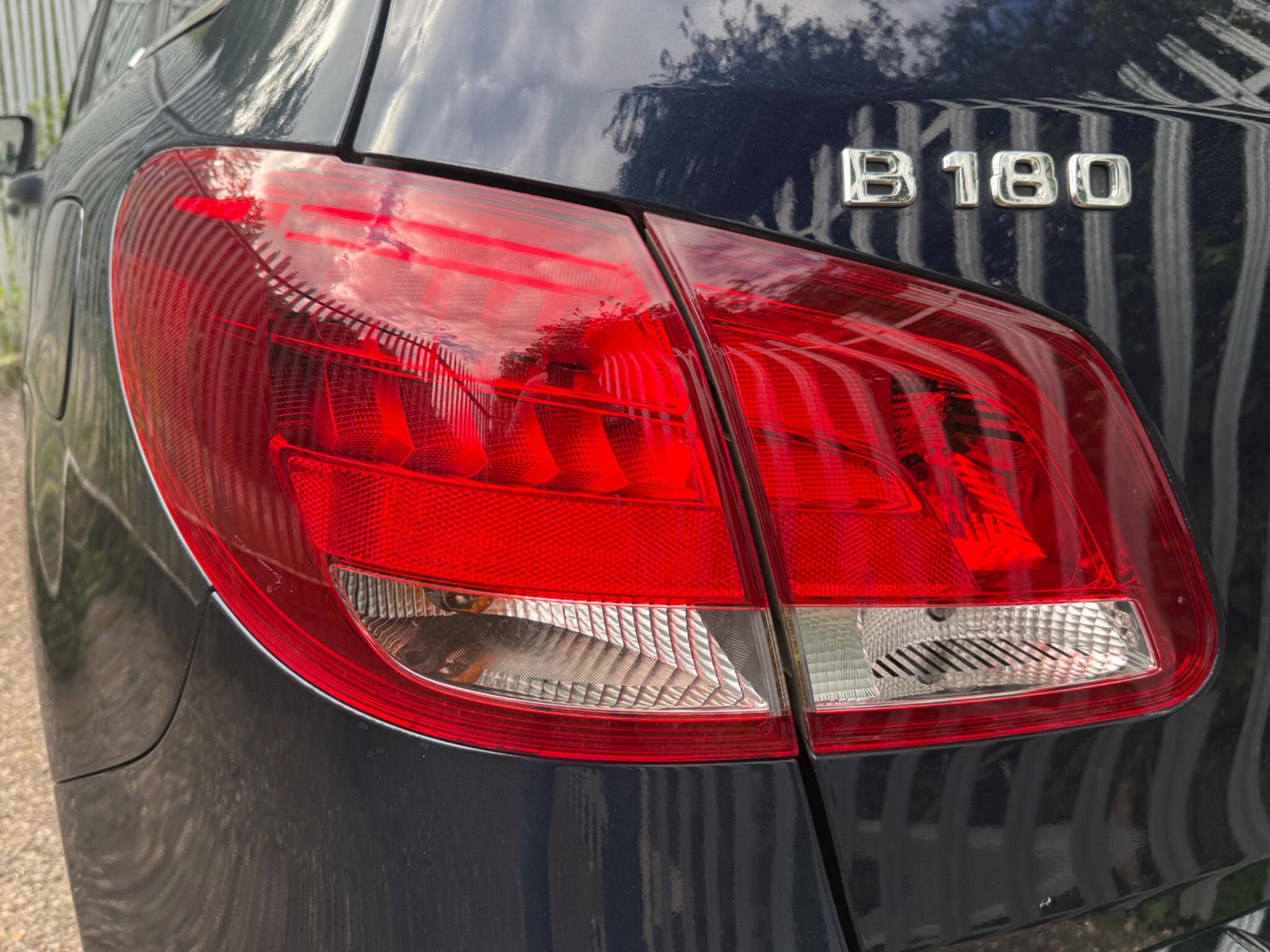 2018 Mercedes-Benz B Class image 47