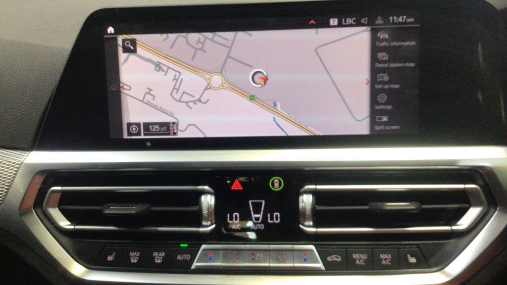 BMW 3 Series view 13