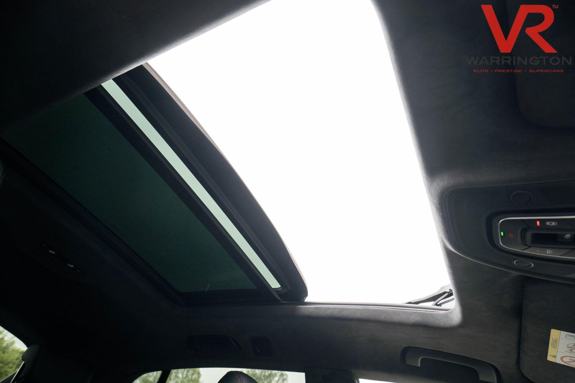 Audi RSQ8 view 48