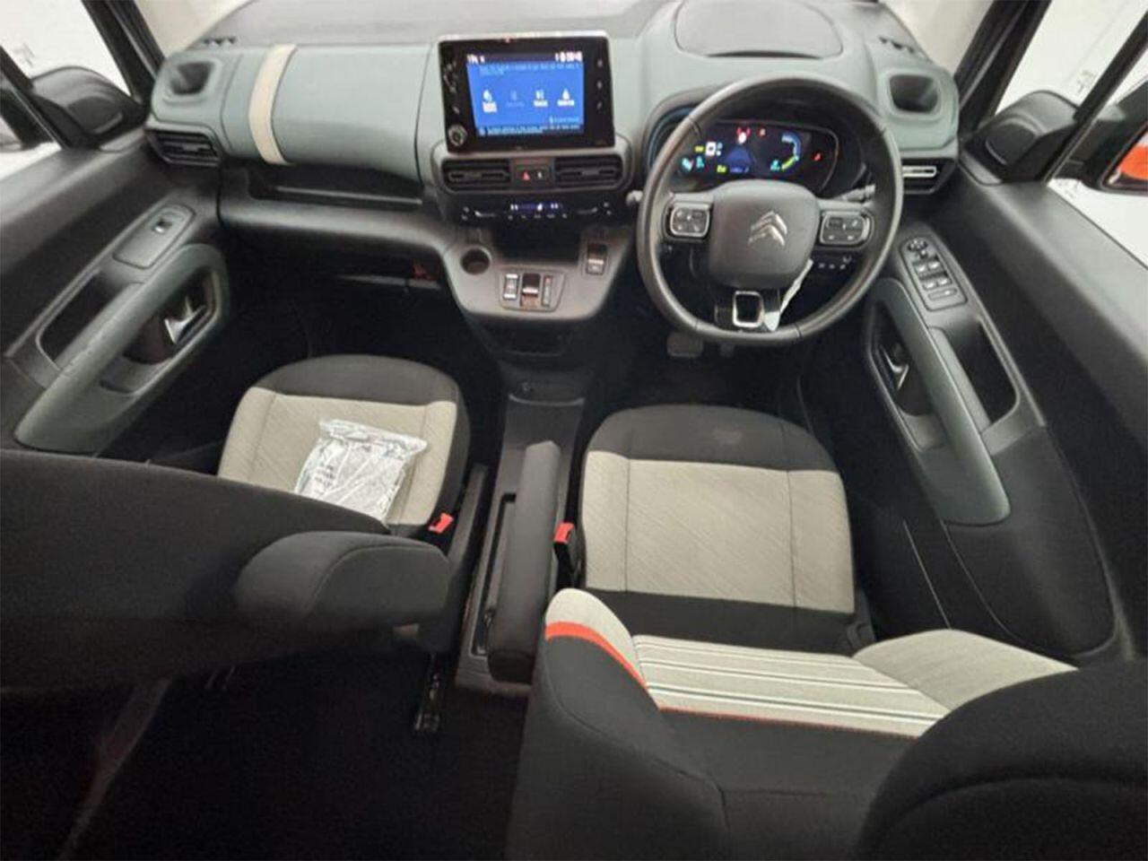 Citroen E-Berlingo view 3