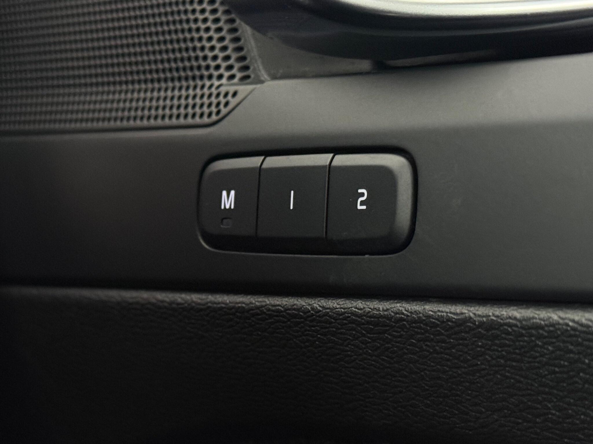 Volvo XC40 view 22