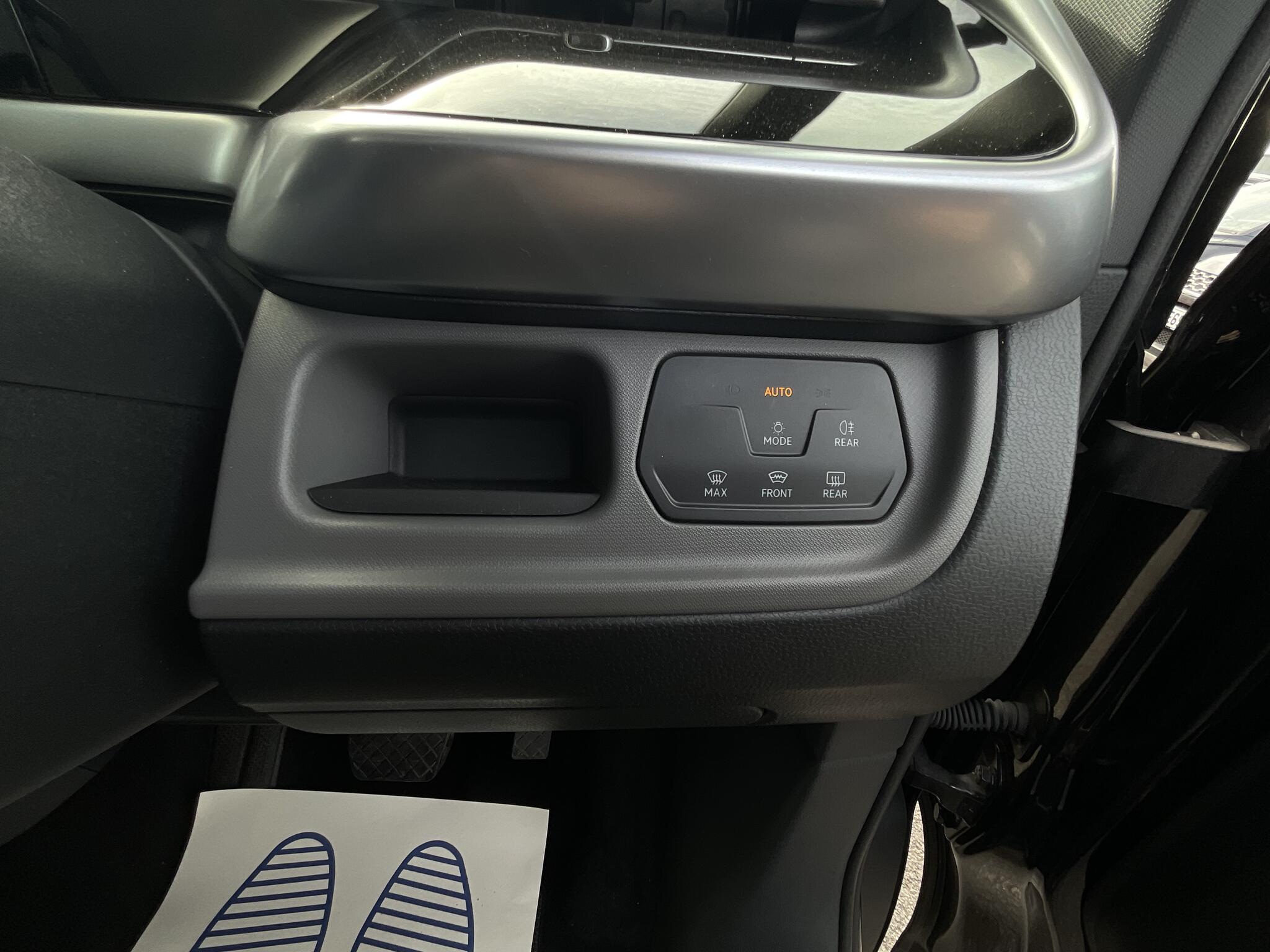 Volkswagen Id. Buzz view 34
