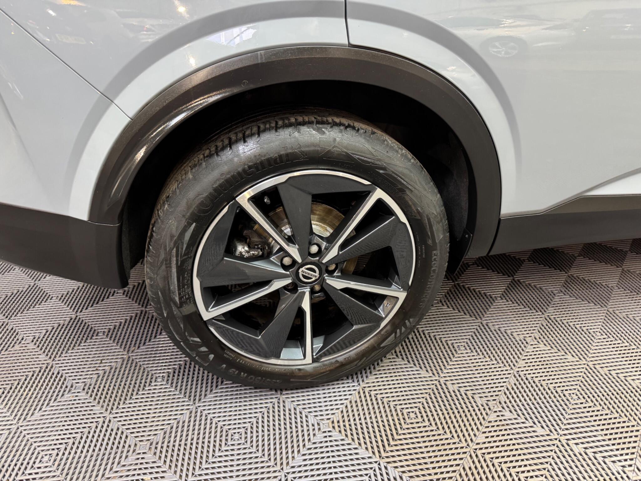 Nissan Qashqai view 25