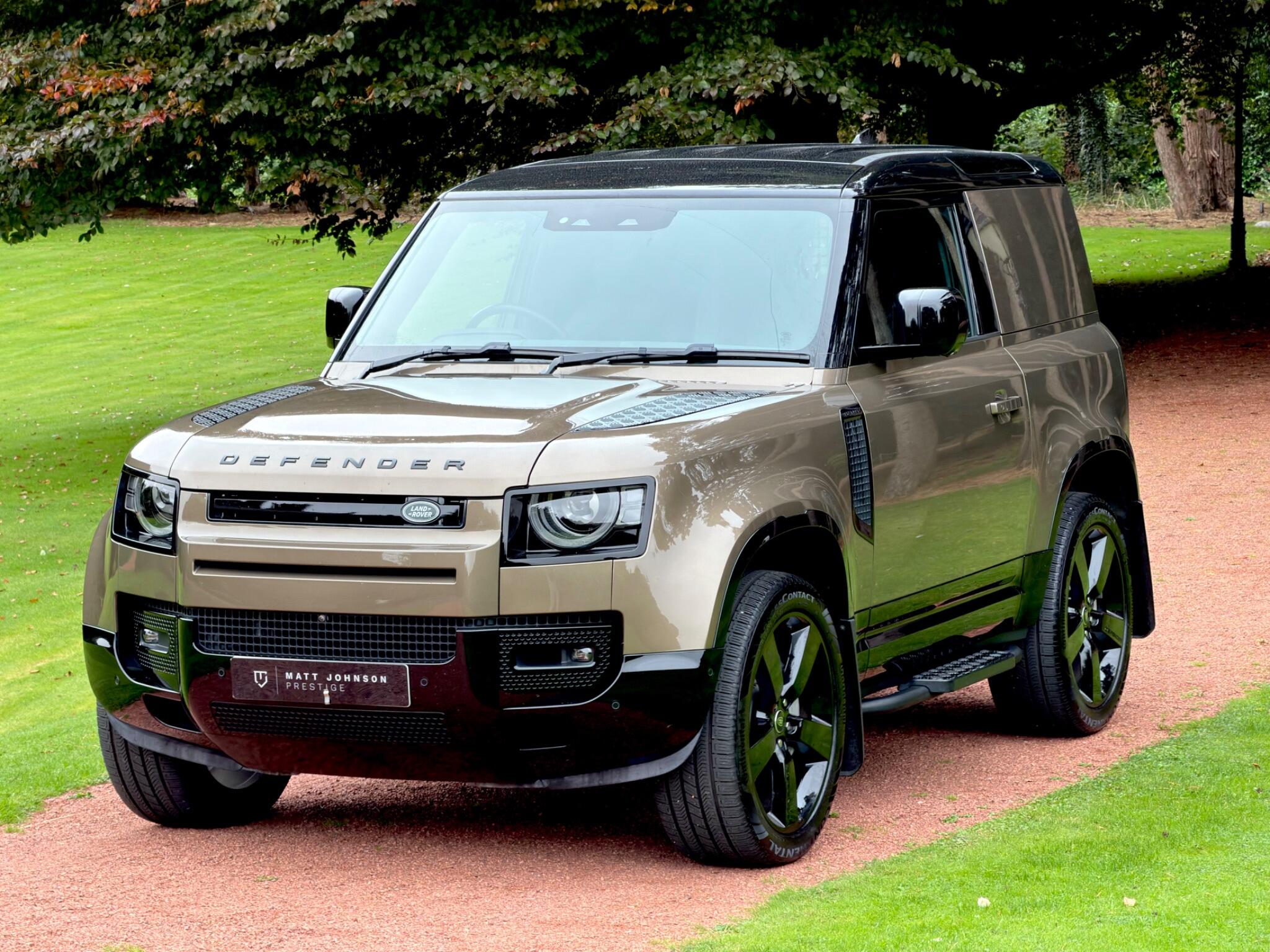 Land Rover Defender view 6