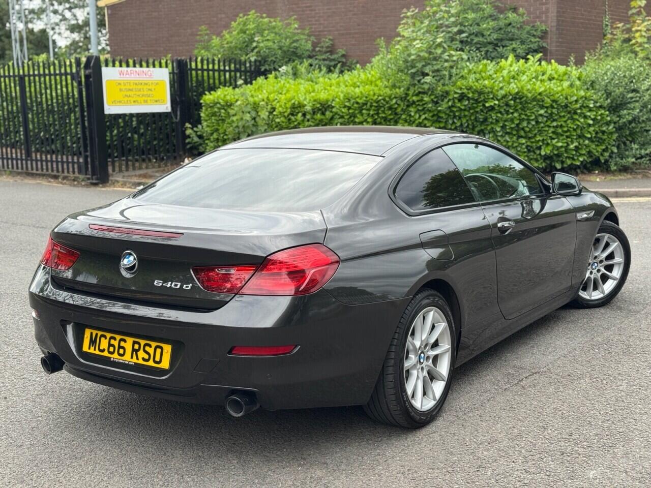 BMW 6 Series view 4