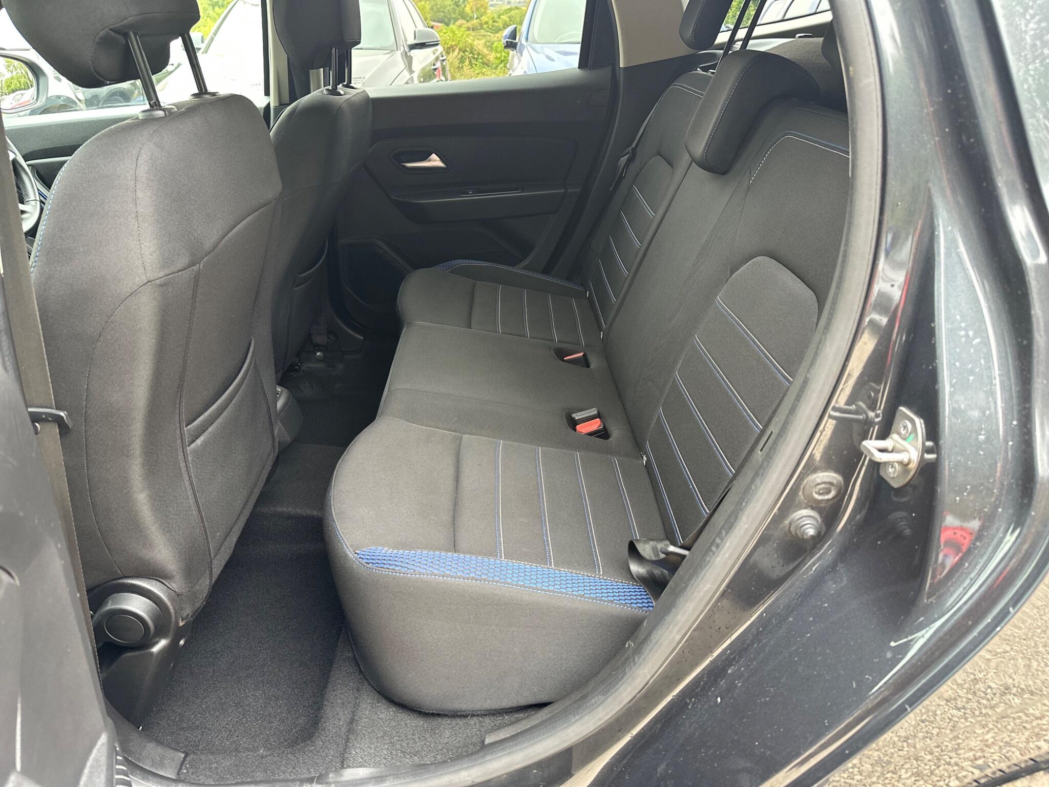 Dacia Duster view 54