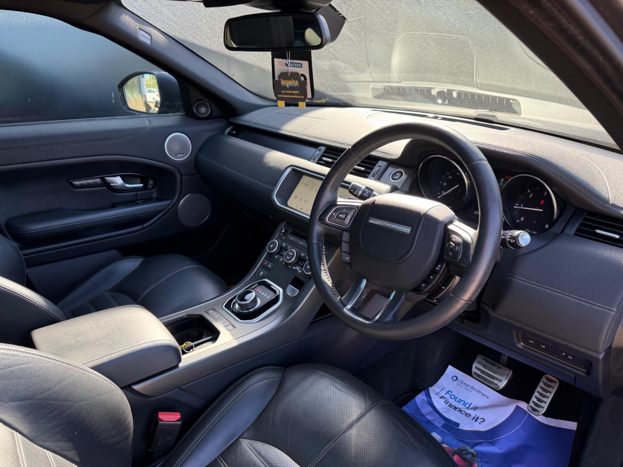 Land Rover Range Rover Evoque view 23